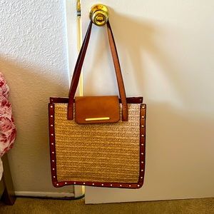 Spacious beach bag